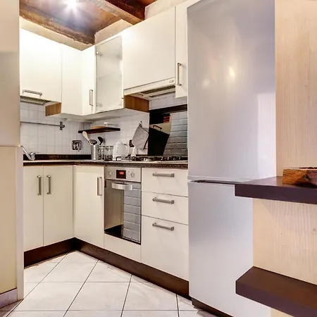 Apartment Solferino- Bilocale Corte Interna *